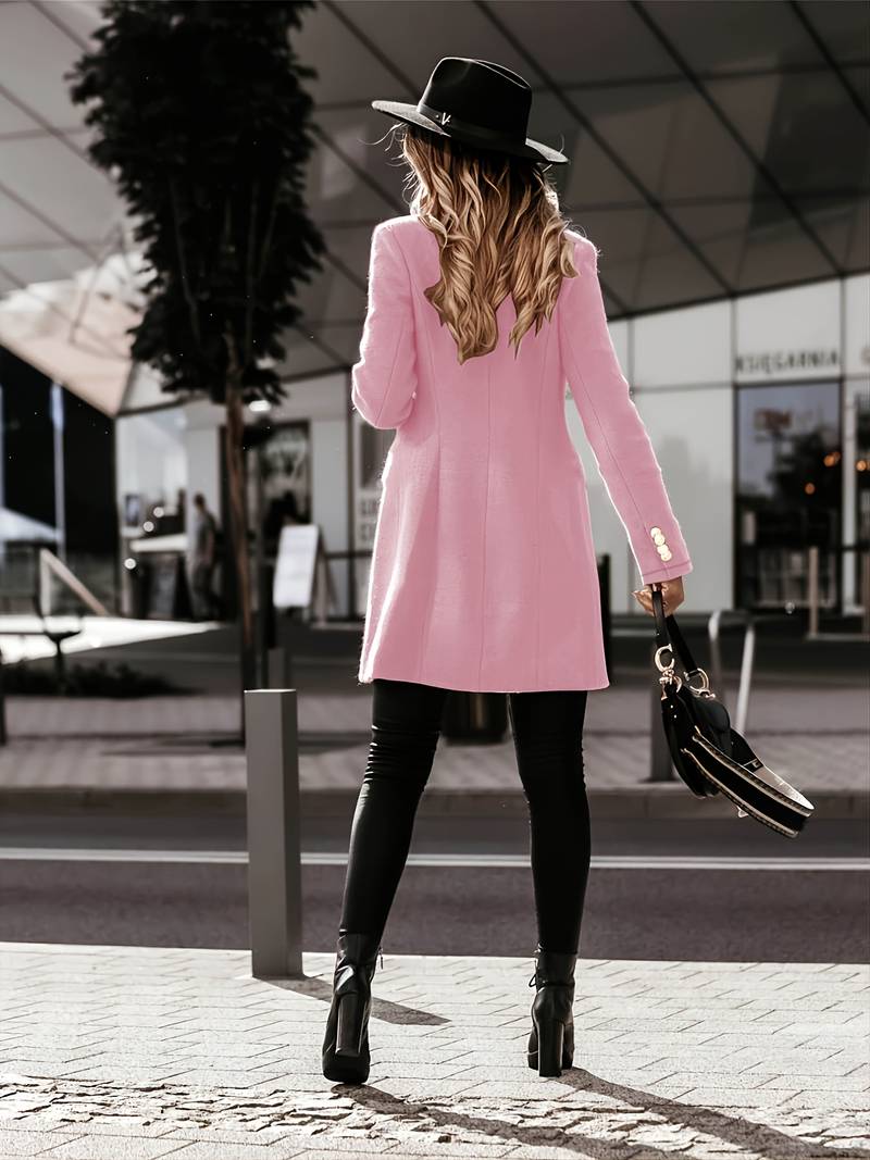 GR wool coat for a flattering fit
