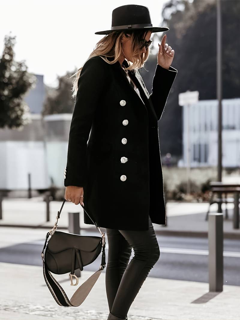 GR wool coat for a flattering fit