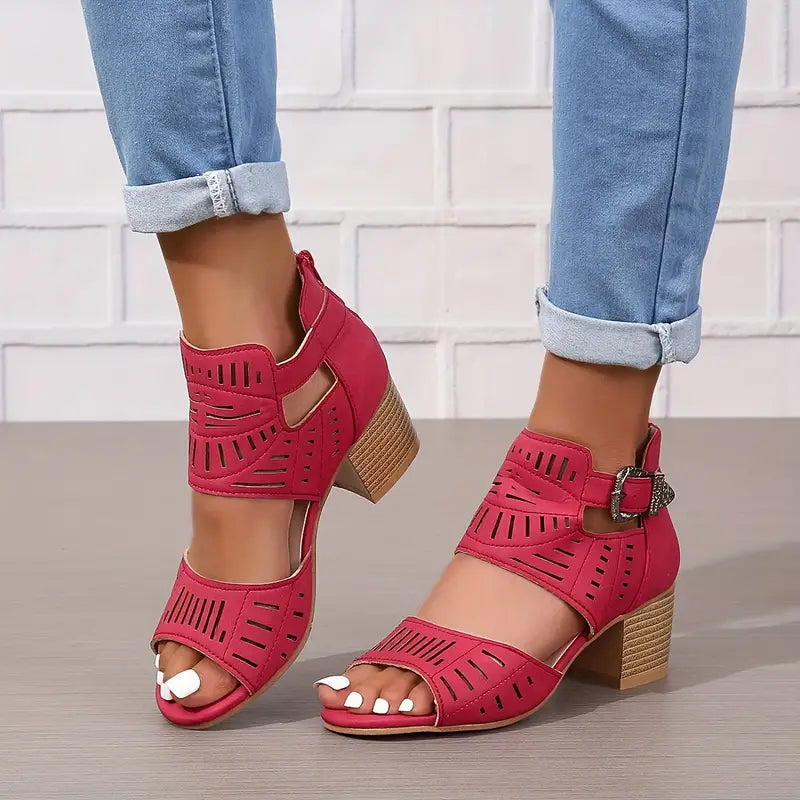 GR | Women's sandals with a thick heel