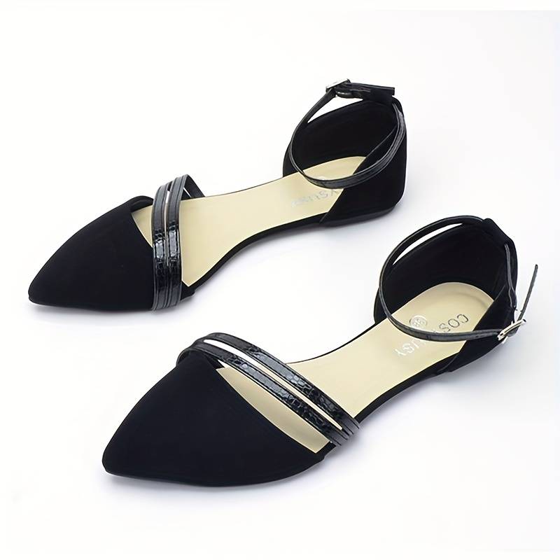 GR | Lightweight flat sandals with buckle and pointed toe