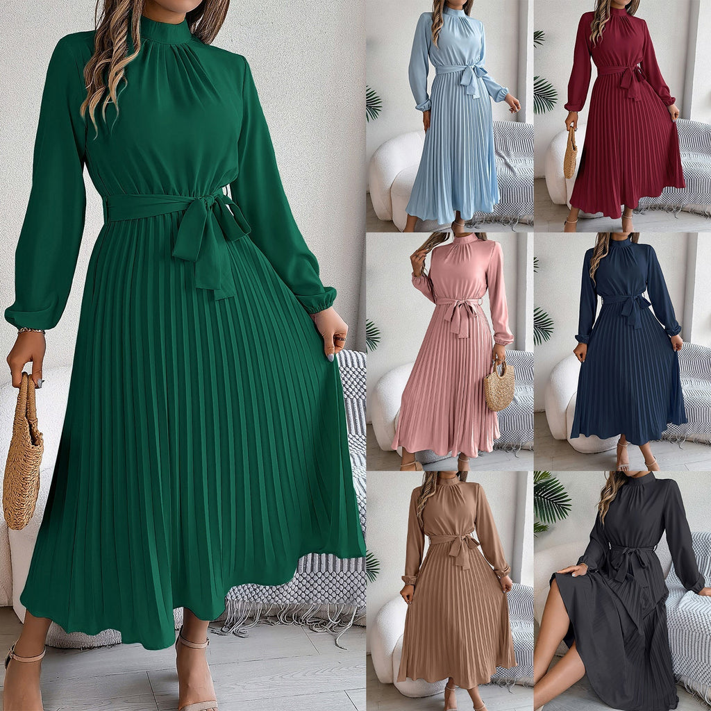 GR | Elegant and timeless pleated dress