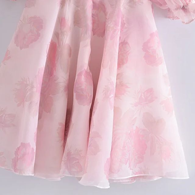 GR | Organza-Kleid mit Blumenmuster und Puffärmeln sowie Herzausschnitt