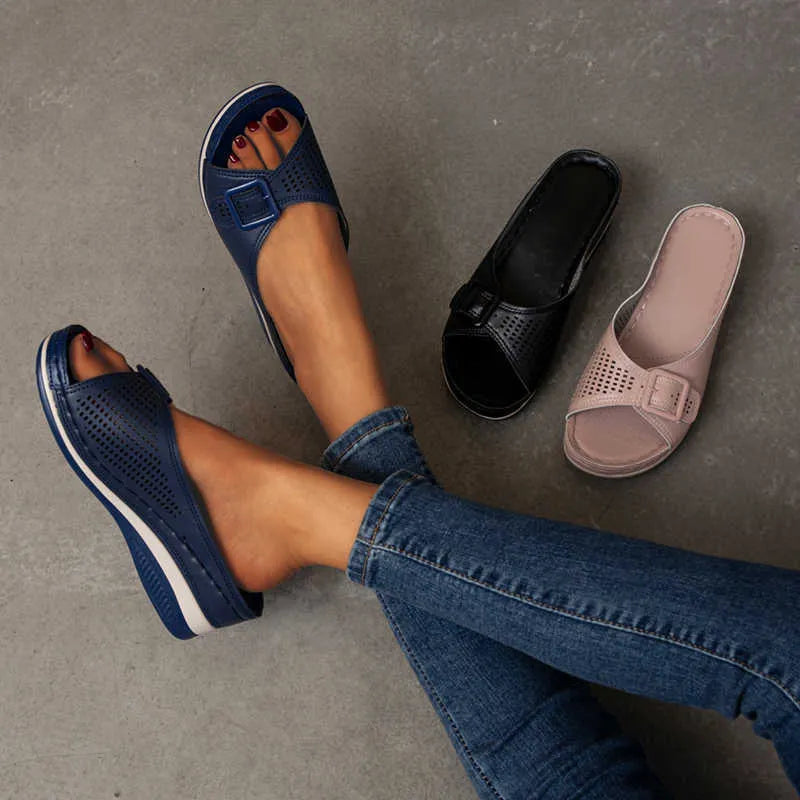 GR | Orthopedic sandal with soft footbed