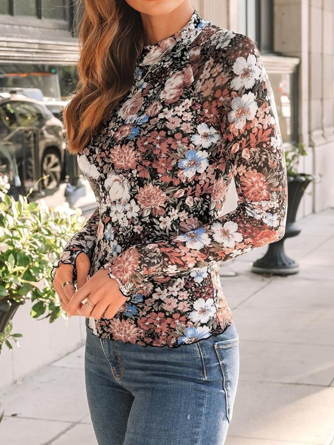GR | Lovelet Stand-up Collar Long-Sleeve Top