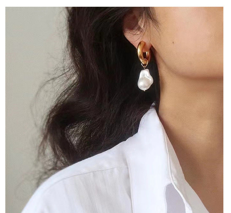 GR | Baroque pearl earrings