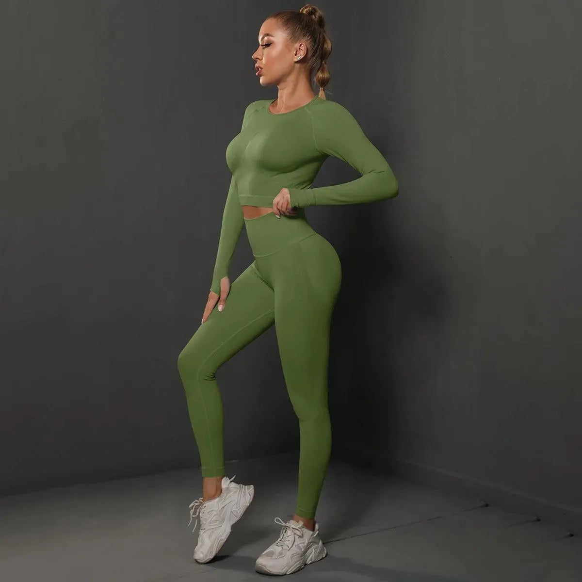 GR | Komplett mit Yoga-Hose und Top