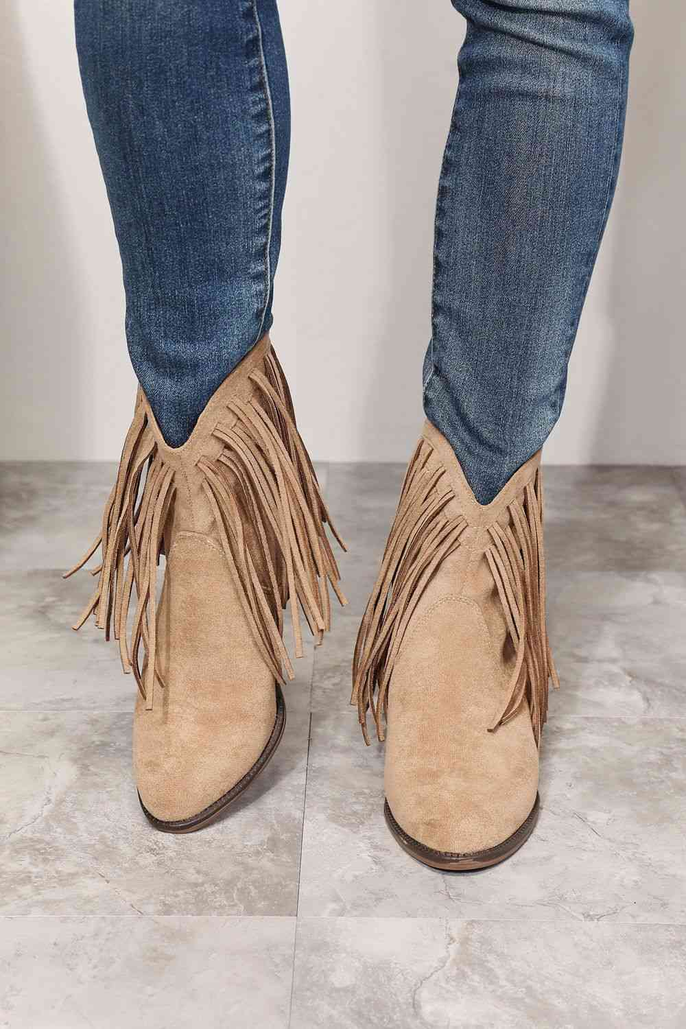 GR | Legend women's fringe cowboy western ankle boots