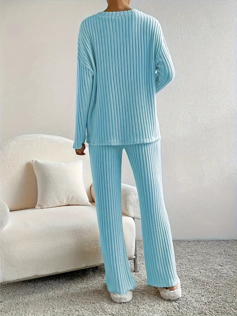 GR 2-piece set | Elegant ribbed women's suit with V-neck sweater and matching trousers