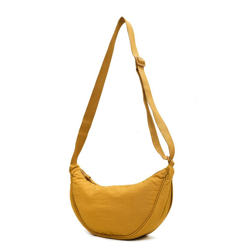 GR | Crescent-shaped bag