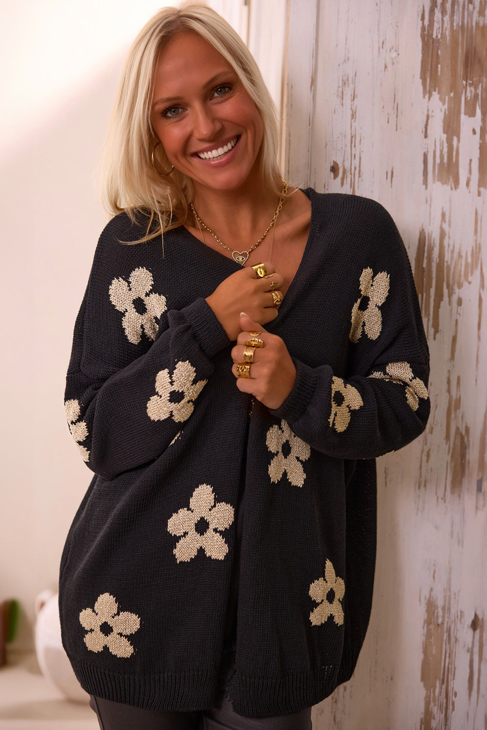GR | Knitted cardigan with floral pattern for women