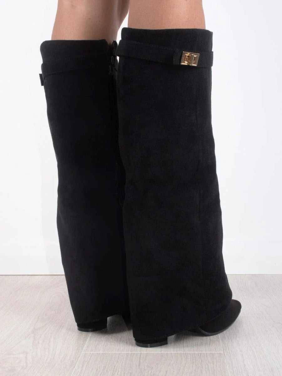 GR | Elegant women's boots made of high-quality suede with golden accents