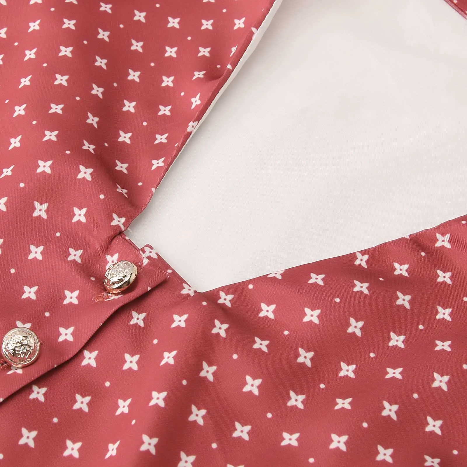 GR | Women's traditional outfit with waist belt and embroidery