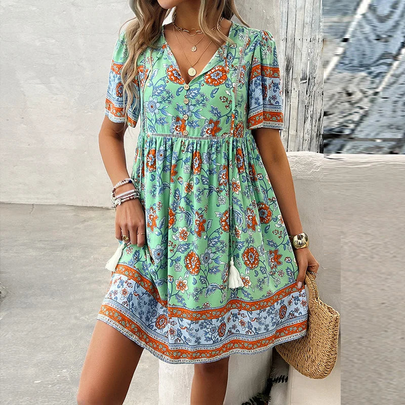 GR | Dress with short sleeves and V-neck