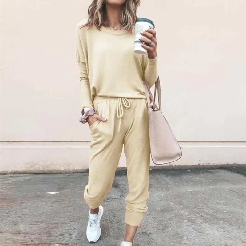GR | Women's Loungewear Set, Comfortable Two-Piece with Drawstring and Long-Sleeved Shirt