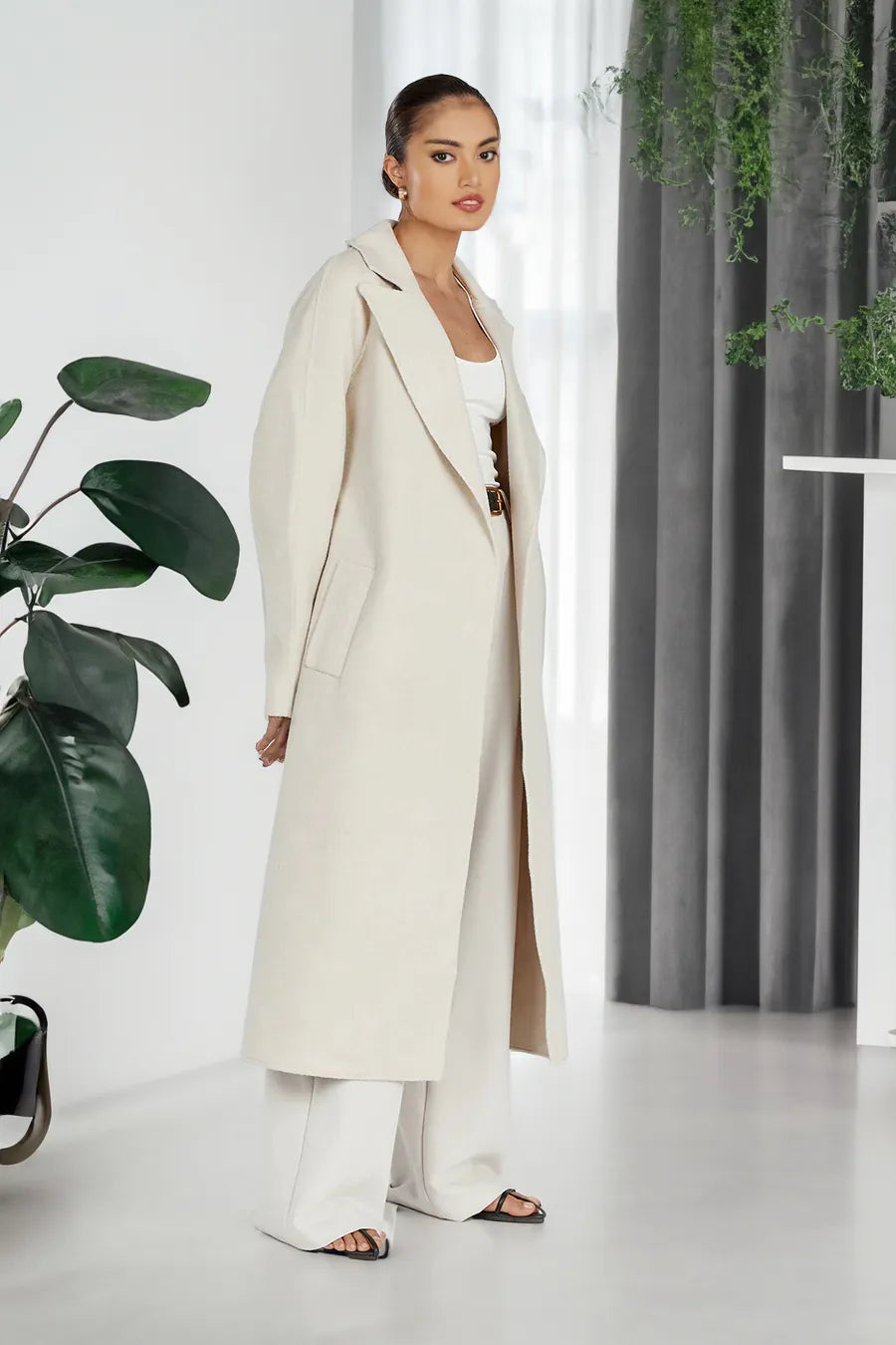 GR Trench Coat | Stylish long women's trench coat in an oversized style