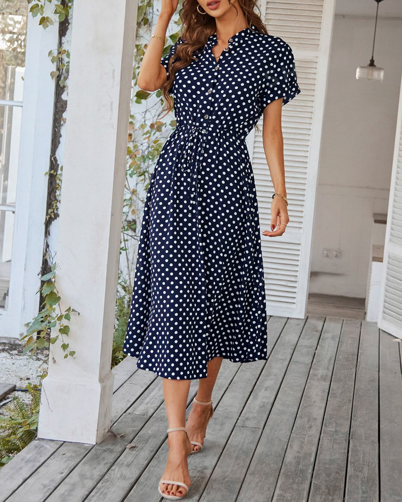 GR | Punkte-Muster Kleid mit Bindeband und Knöpfen