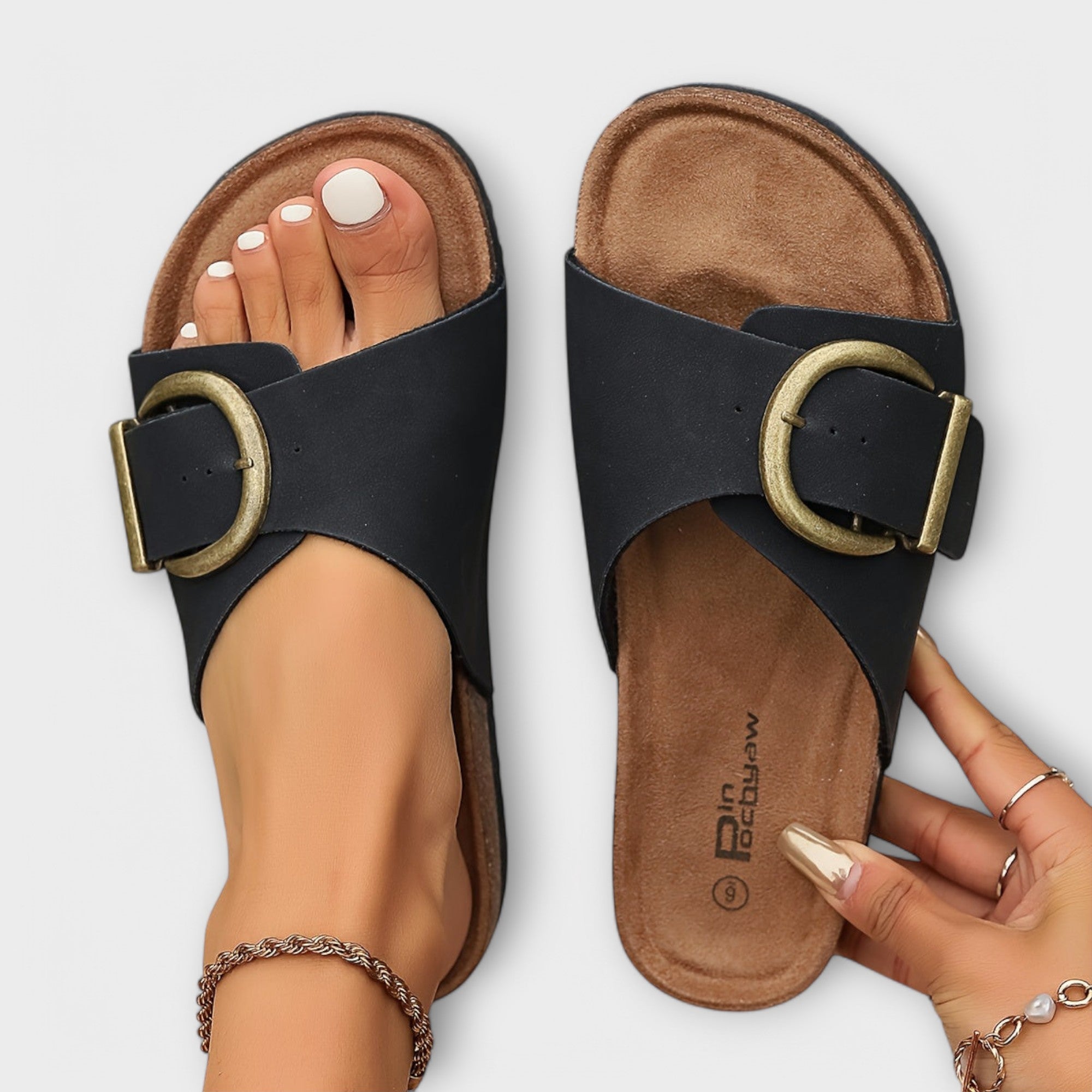 GR | Comfortable sandals for warm days