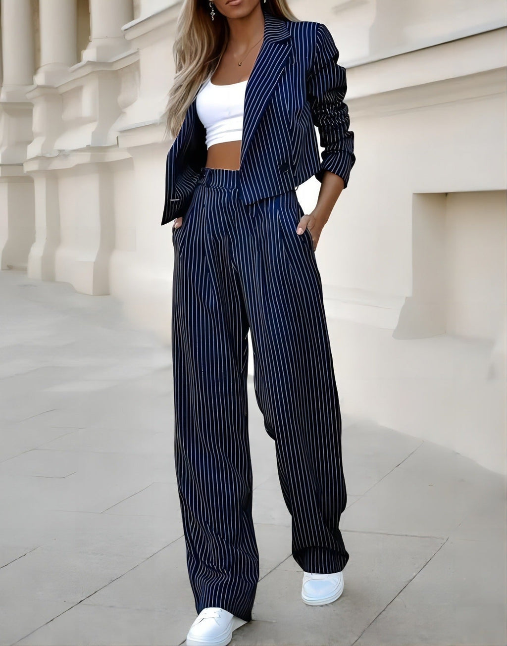 GR | delig Blazer Set Women's Suit - Cropped Blazer with Trousers