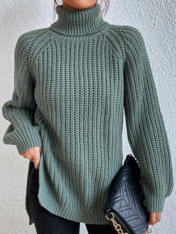 GR Dresden – Roll-neck sweater with raglan sleeves and slit hem 