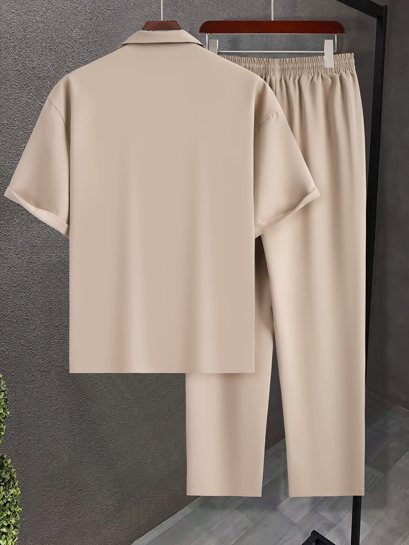 GR | Summer outfit set in a single color