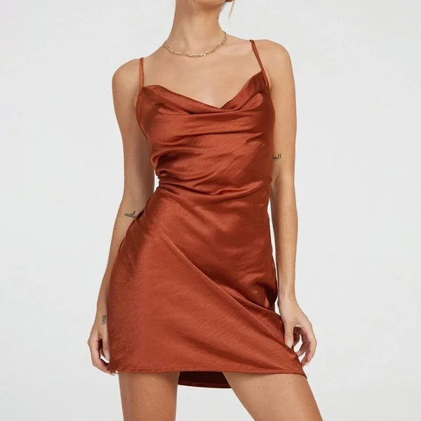 GR | Flowing satin dress
