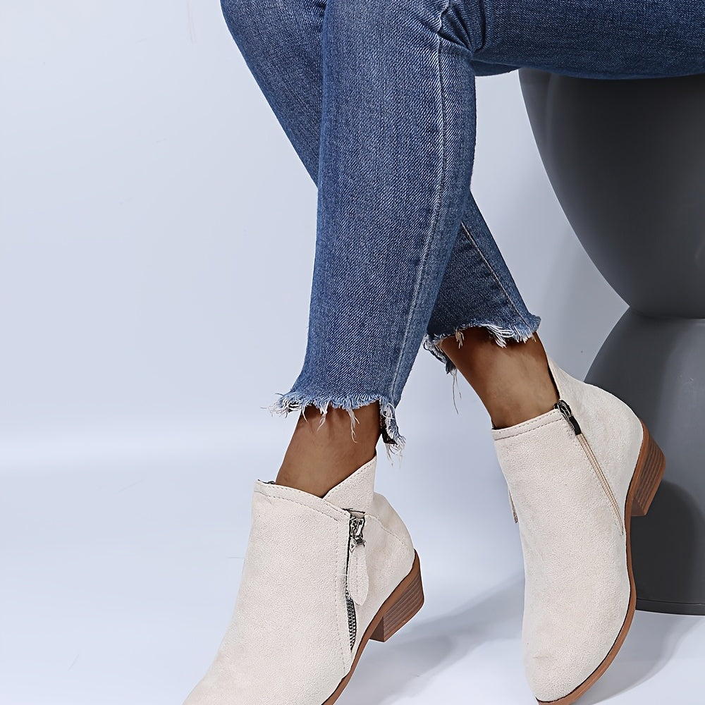 GR - elegant pointed ankle boots with heel and zipper