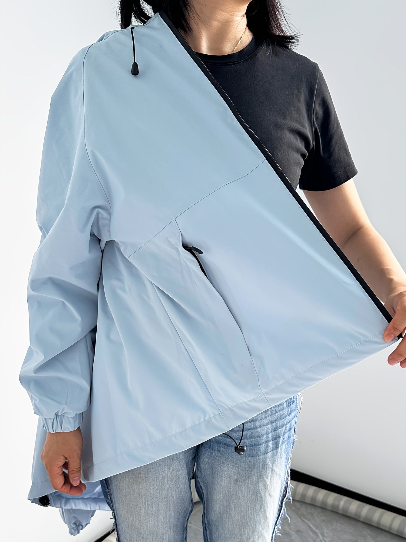 GR | Modern Water and Windproof Rain Jacket for Women
