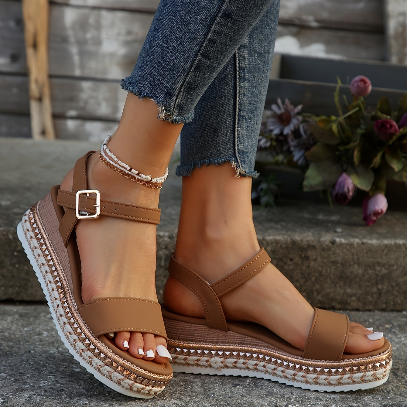 GR | Elegant Women's Buckle Comfort Platform Sandals