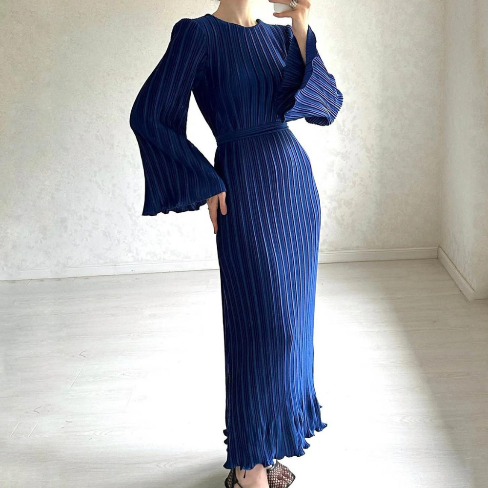 GR | Sophisticated pleated maxi dress for women