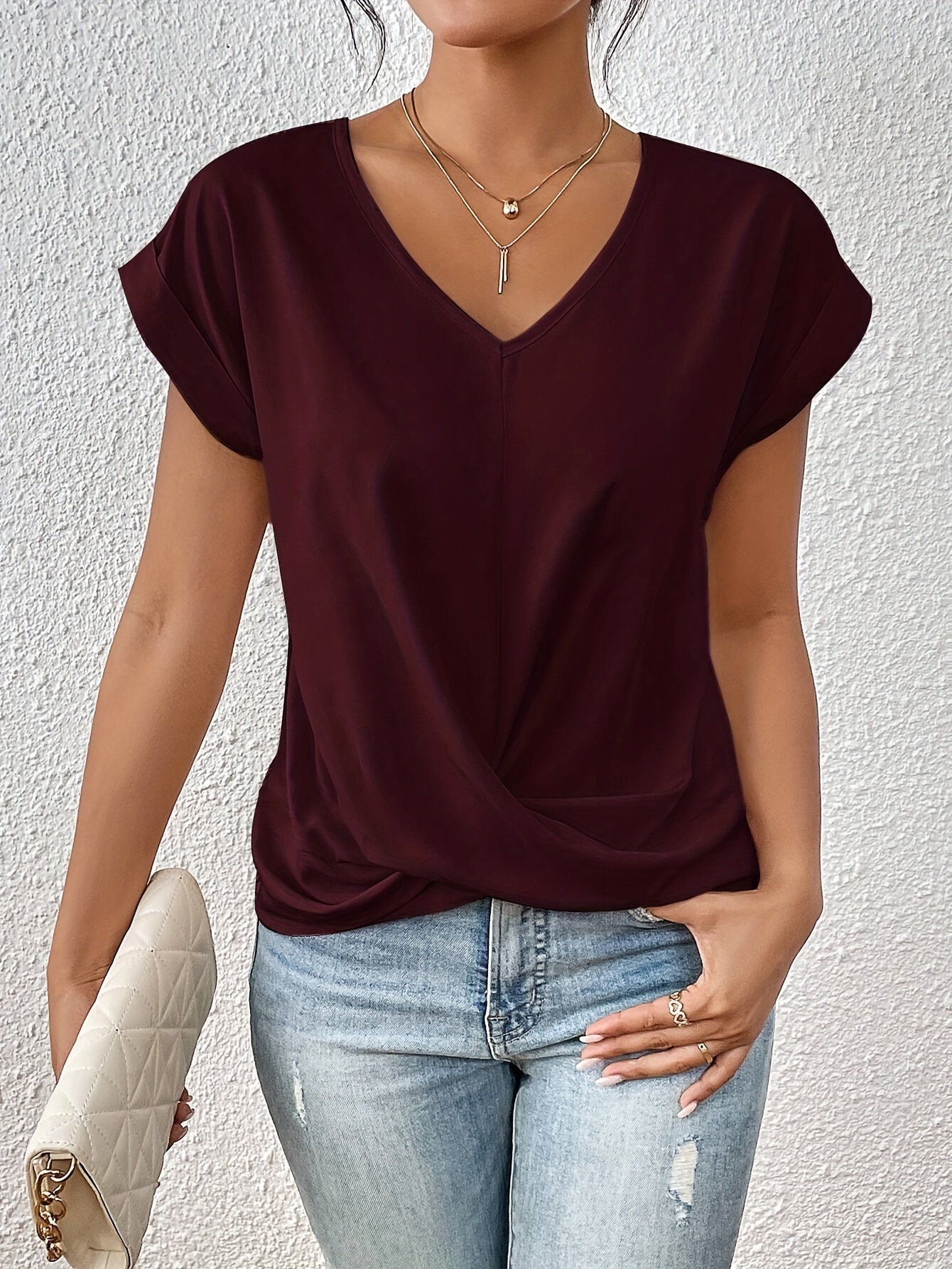 GR | Loose T-shirt with heart neckline