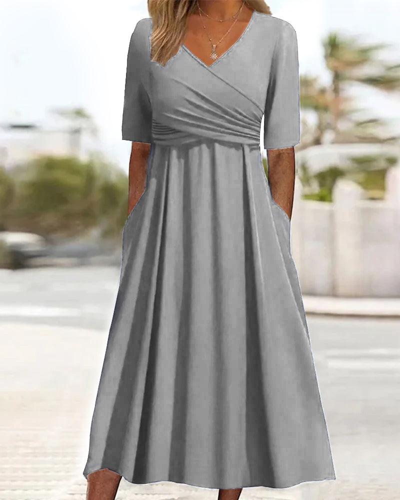 Crossover dress with short sleeves
