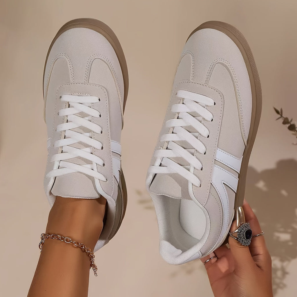 GR | Comfortable women's sneakers in solid colors