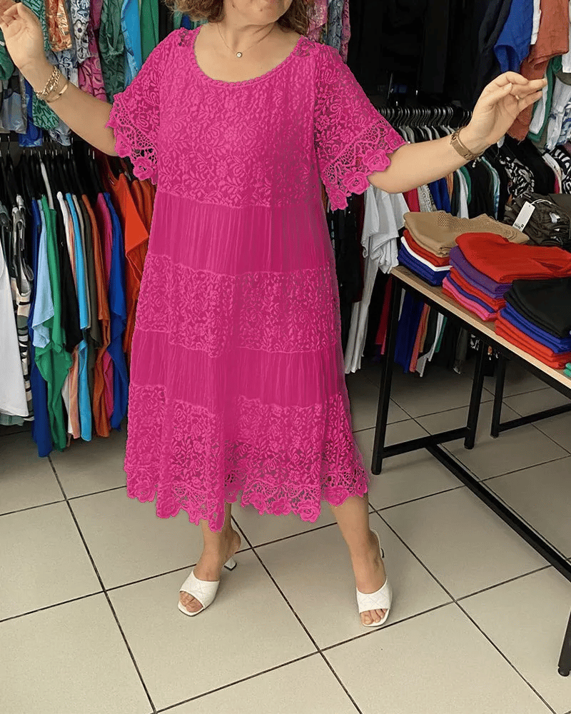 GR | Stilvolles Kleid Mit Feiner Spitzenverzierung