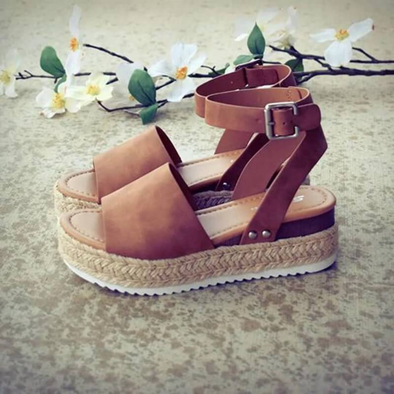 GR | Smart Height Stylish Sandals