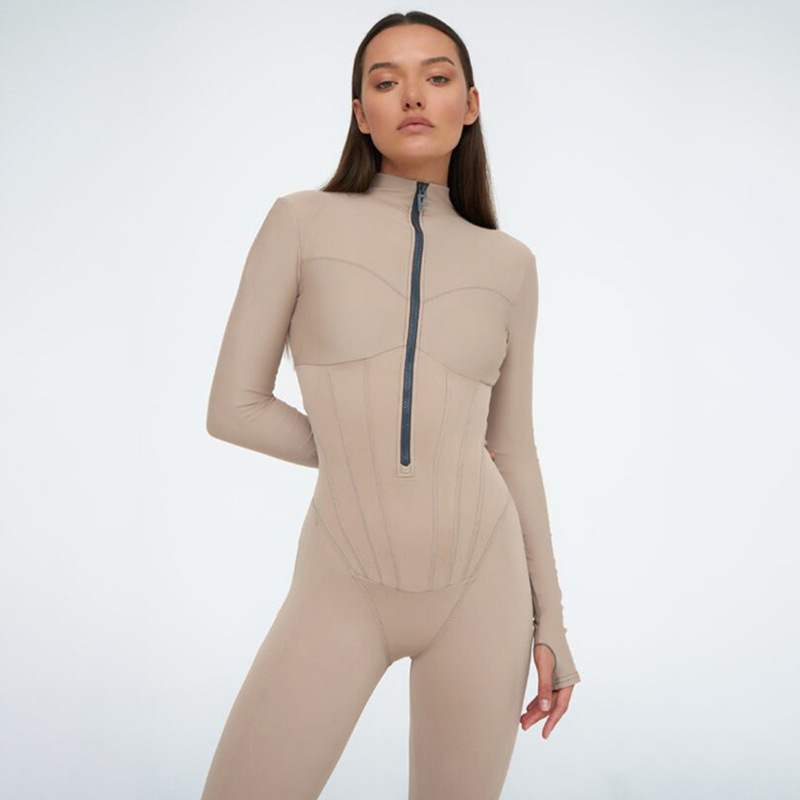 GR | Integrated jumpsuit with tailored cut for women