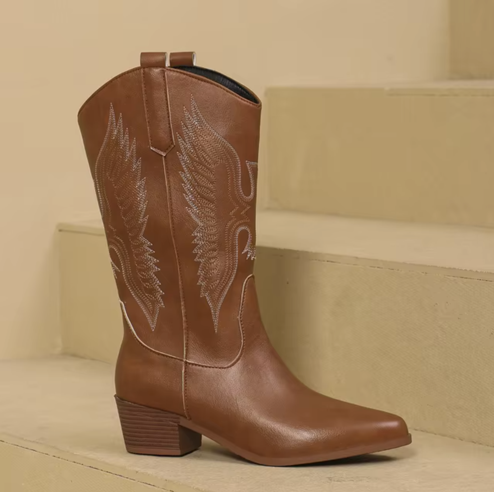– Leather cowgirl boots