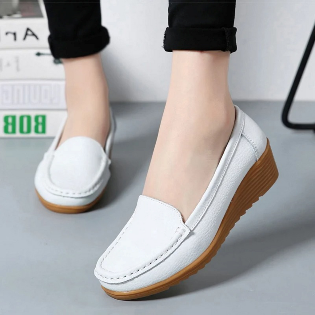 GR – Women's moccasin slip-on style loafers