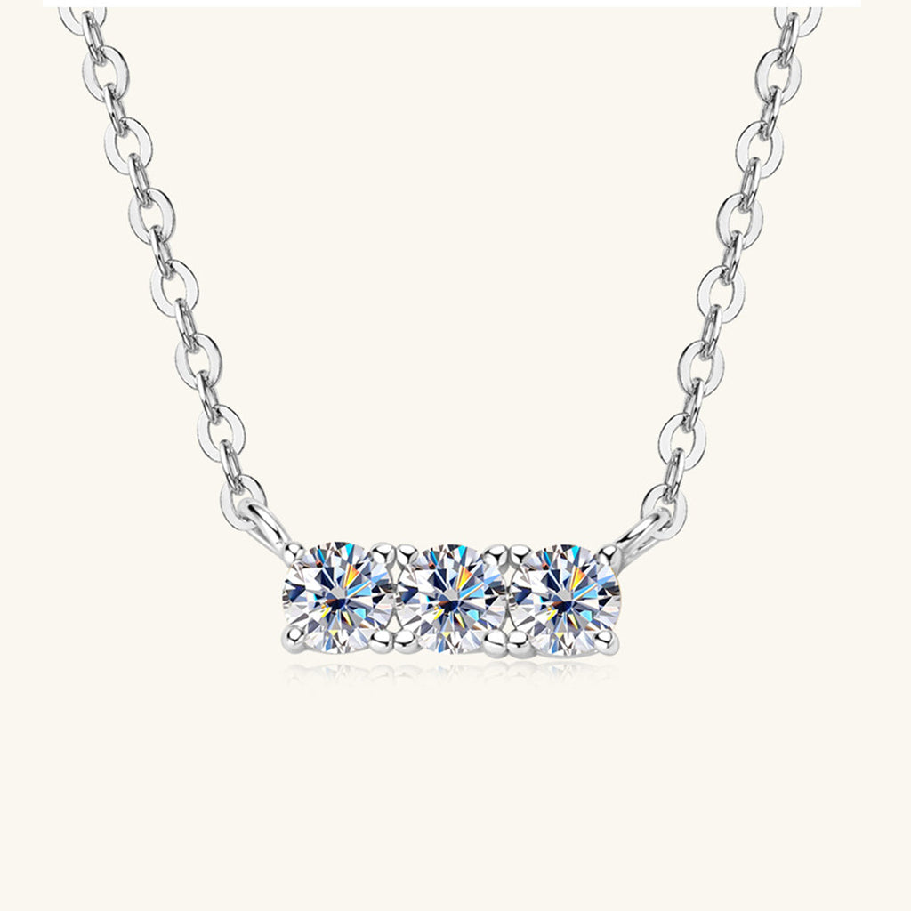 GR | 925 Sterling Silver Inlaid Moissanite Bar Necklace