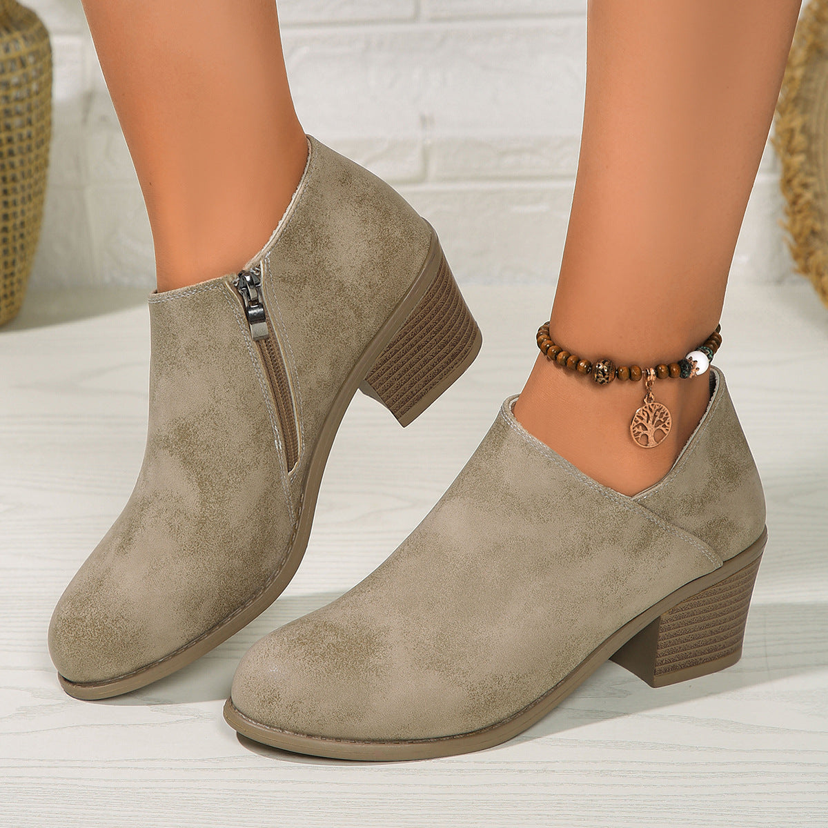 GR | Ankle boots - Women's comfortable boots with block heel and zipper