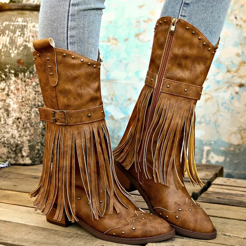 GR | Robust cowboy boots with thick heels