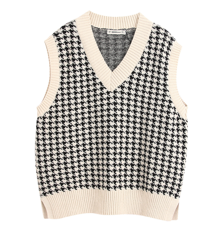 KNITTED SWEATER VEST