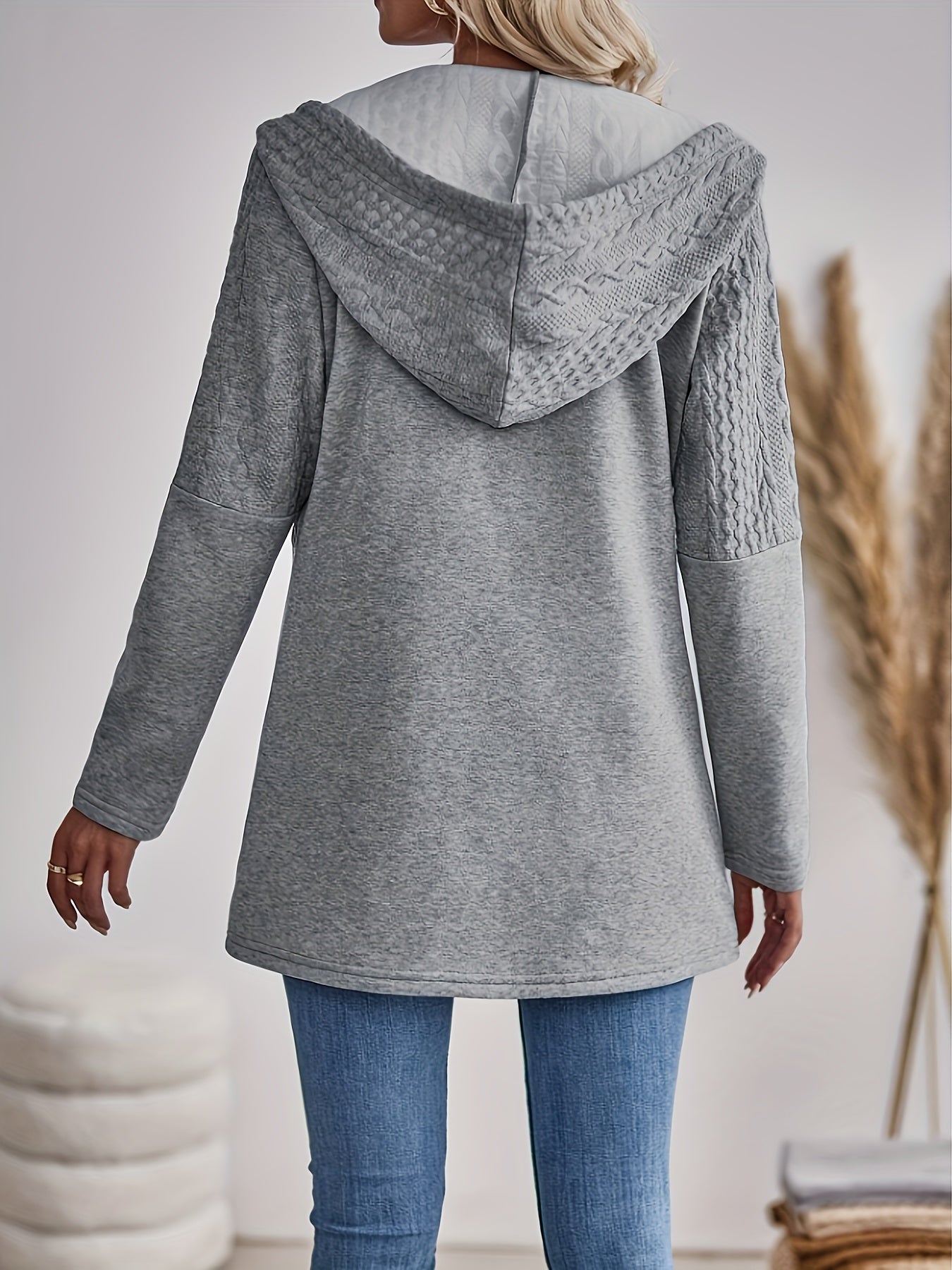 GR | Textured jacket with zipper and hood