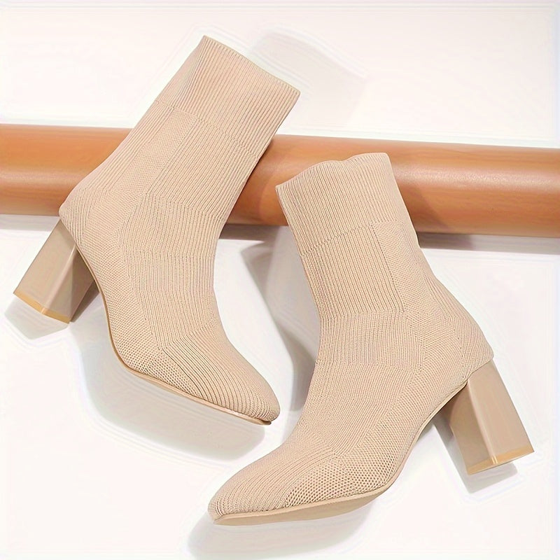 GR | Knitted boots with mid-height shaft and block heel