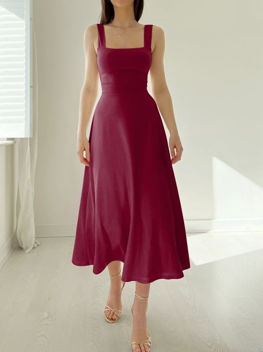 Women's midi dress with wide straps 