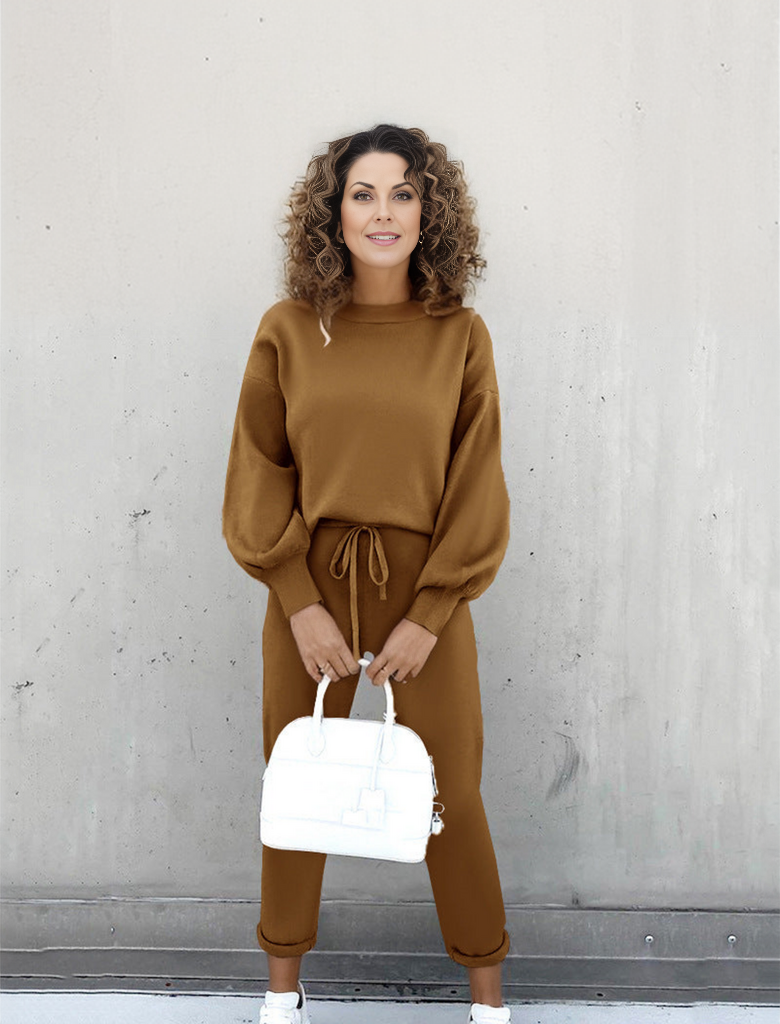 GR Jogging Suit | Elegant Loungewear for Women