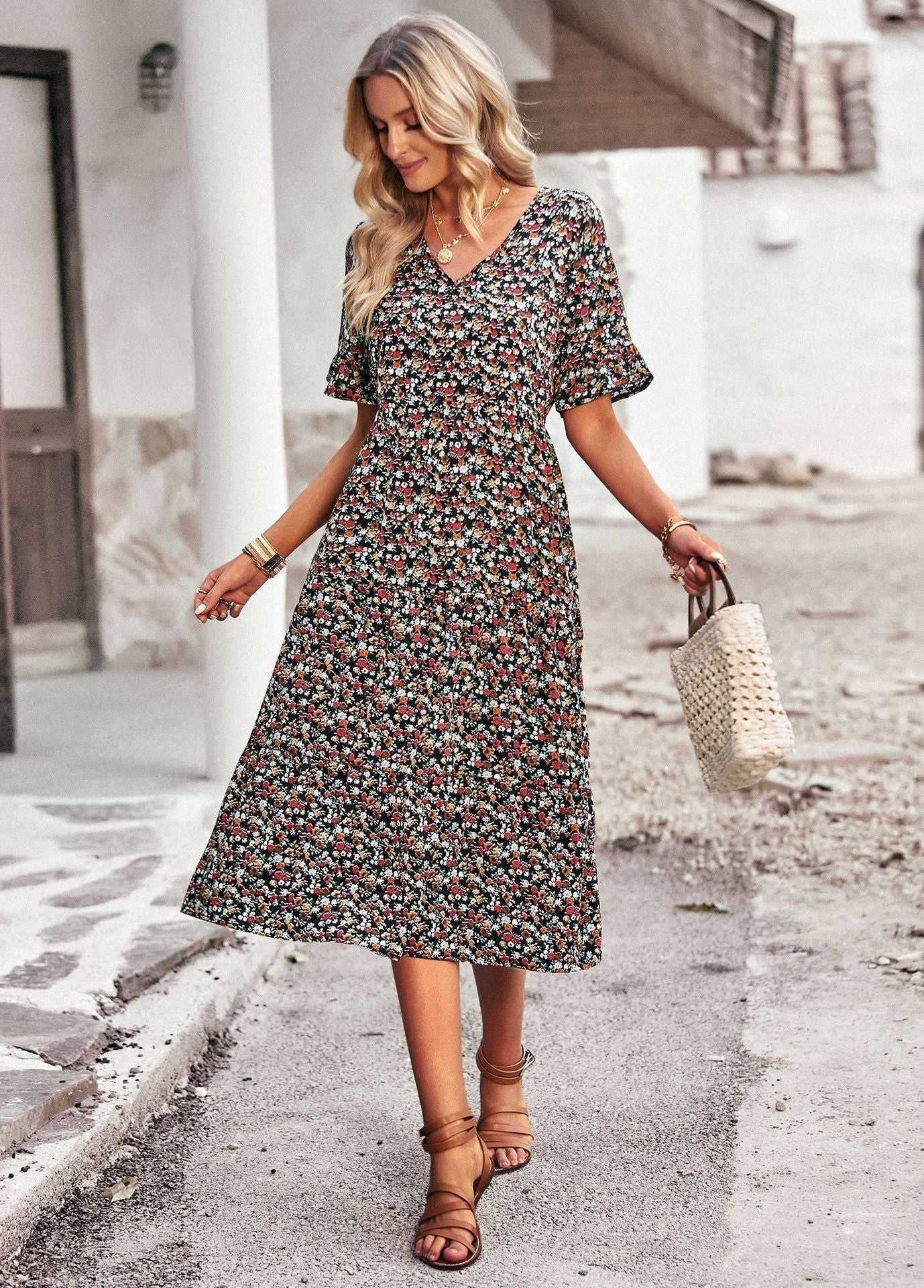 GR | Elegant V-neck dress for women