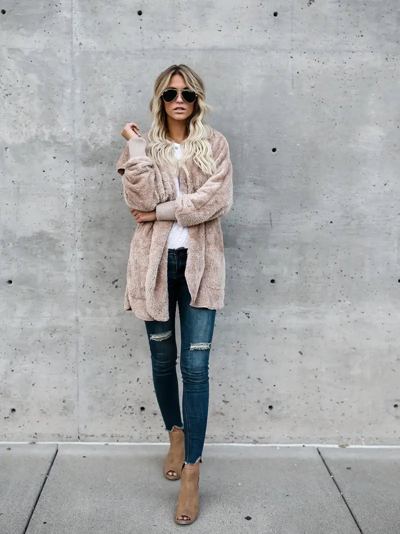 Knitted, fluffy hooded jacket