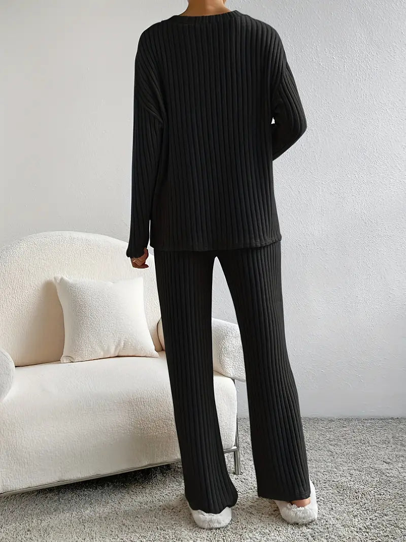 GR 2-piece set | Elegant ribbed women's suit with V-neck sweater and matching trousers
