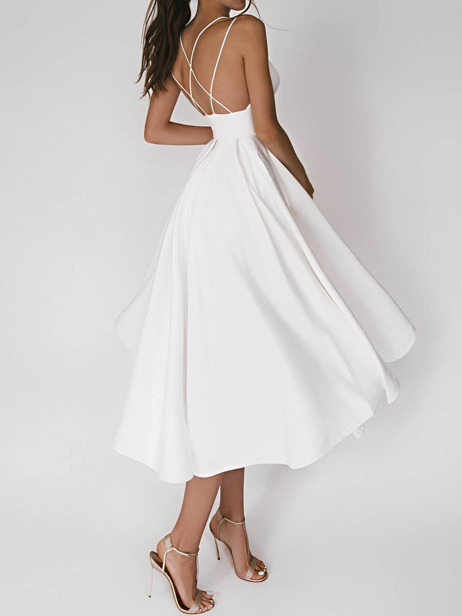 GR | A light dress with delicate spaghetti straps 