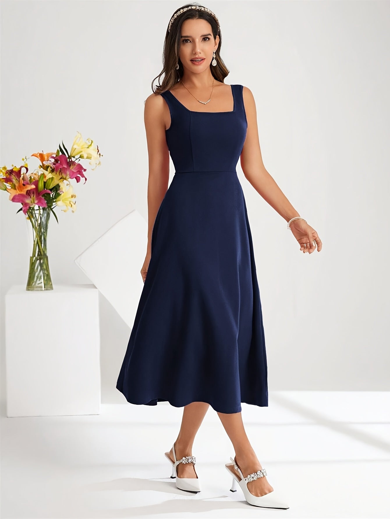 GR | Elegant dress with straps, dark blue color